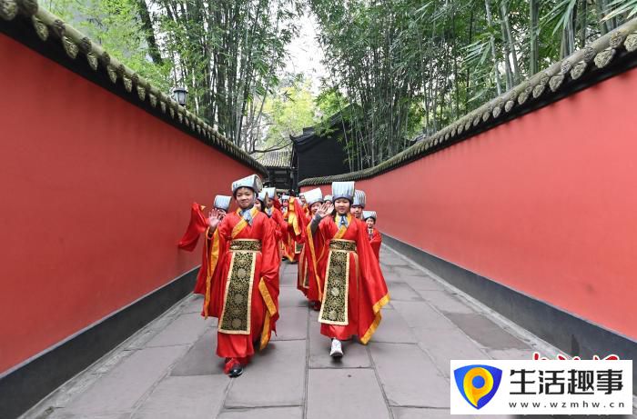 成都大庙会“国学小喜神”出炉(图1) 成都大庙会“国学小喜神”出炉(图1)