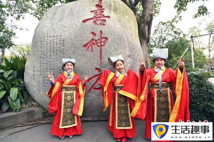 成都大庙会“国学小喜神”出炉(图3) 成都大庙会“国学小喜神”出炉(图3)
