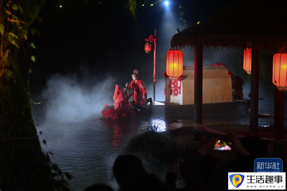 乘船夜赏《江清月近人》(图6)