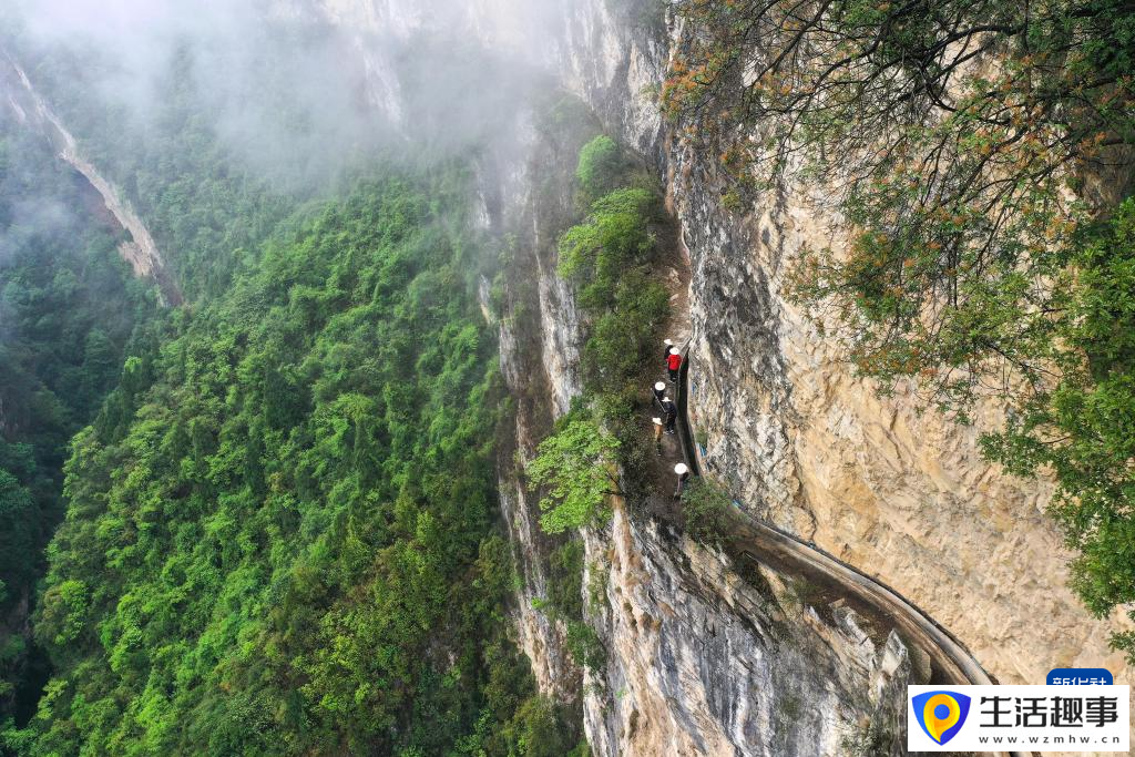绝壁天渠上流淌的“生机”(图2)