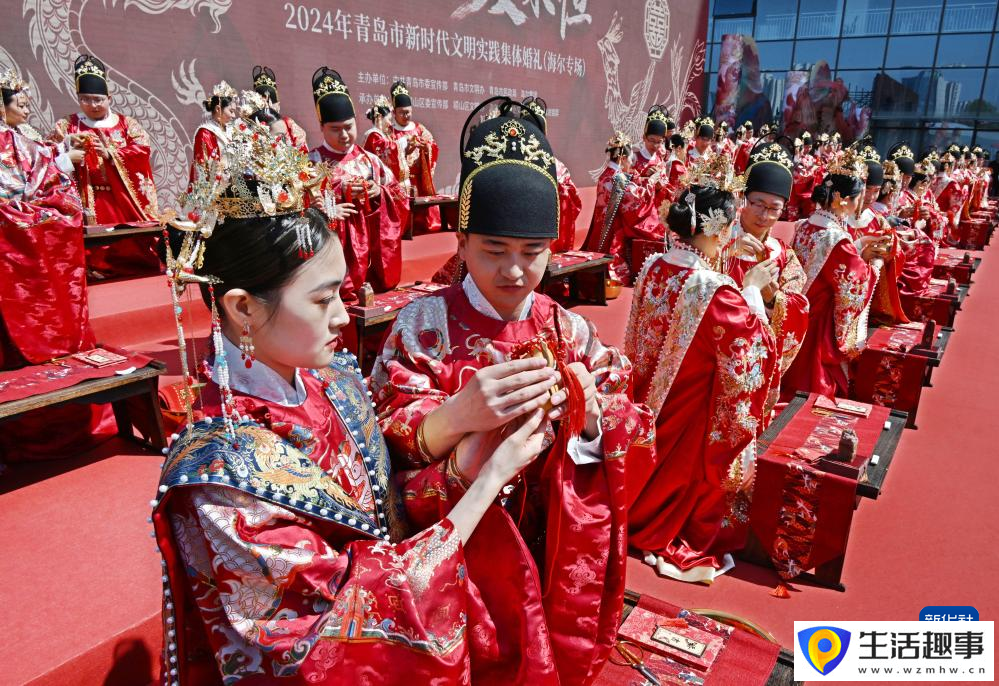 青岛举行文明实践集体婚礼(图4)
