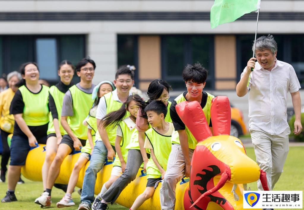 大学校园里体验端午传统文化(图7)